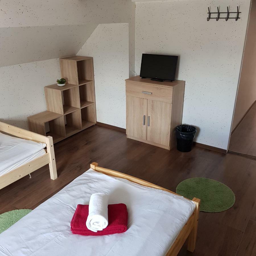 Guesthouse Osvald Zirovnica Exteriér fotografie