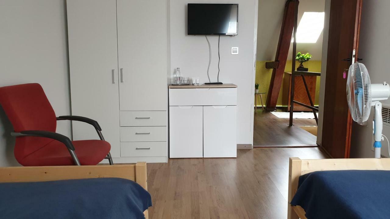 Guesthouse Osvald Zirovnica Exteriér fotografie