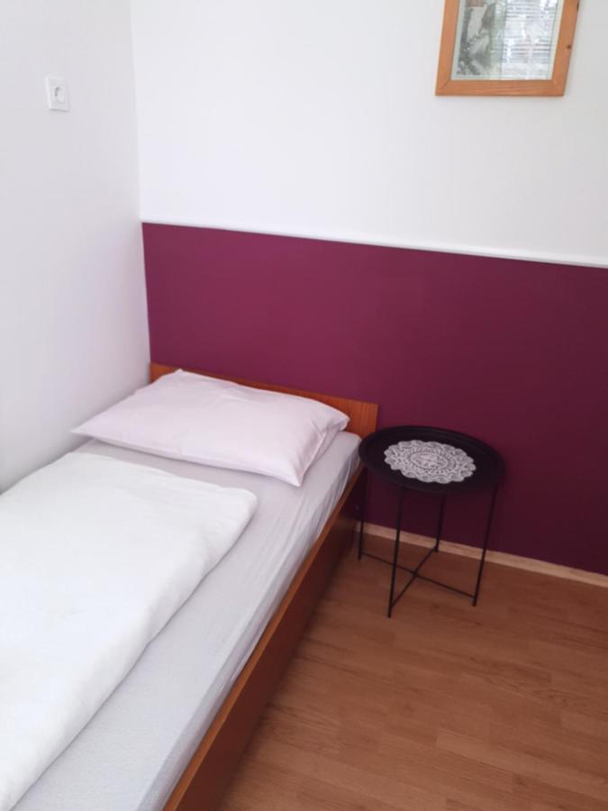 Guesthouse Osvald Zirovnica Exteriér fotografie