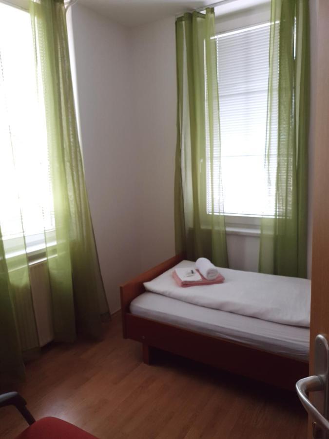 Guesthouse Osvald Zirovnica Exteriér fotografie